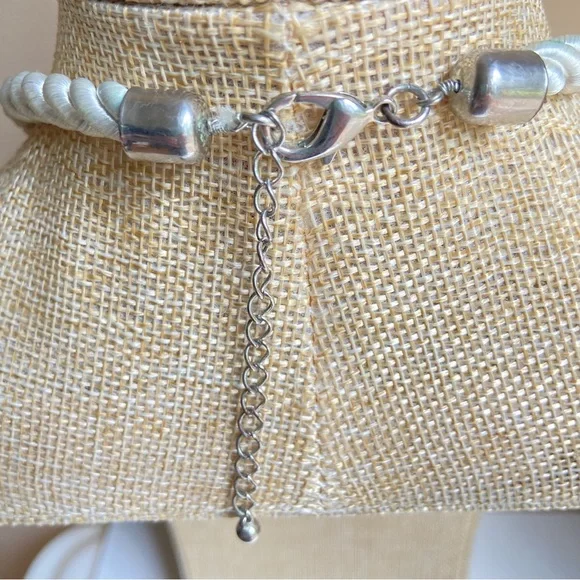 Chunky silvertone statement necklace with clear and gray rhinestone segments - Picture 5 of 9